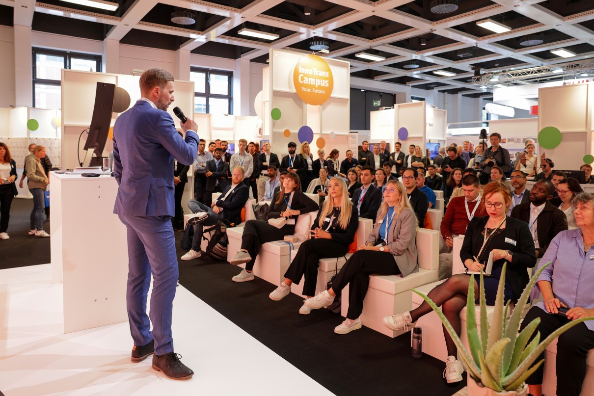 Talent Stage auf dem InnoTrans Campus
